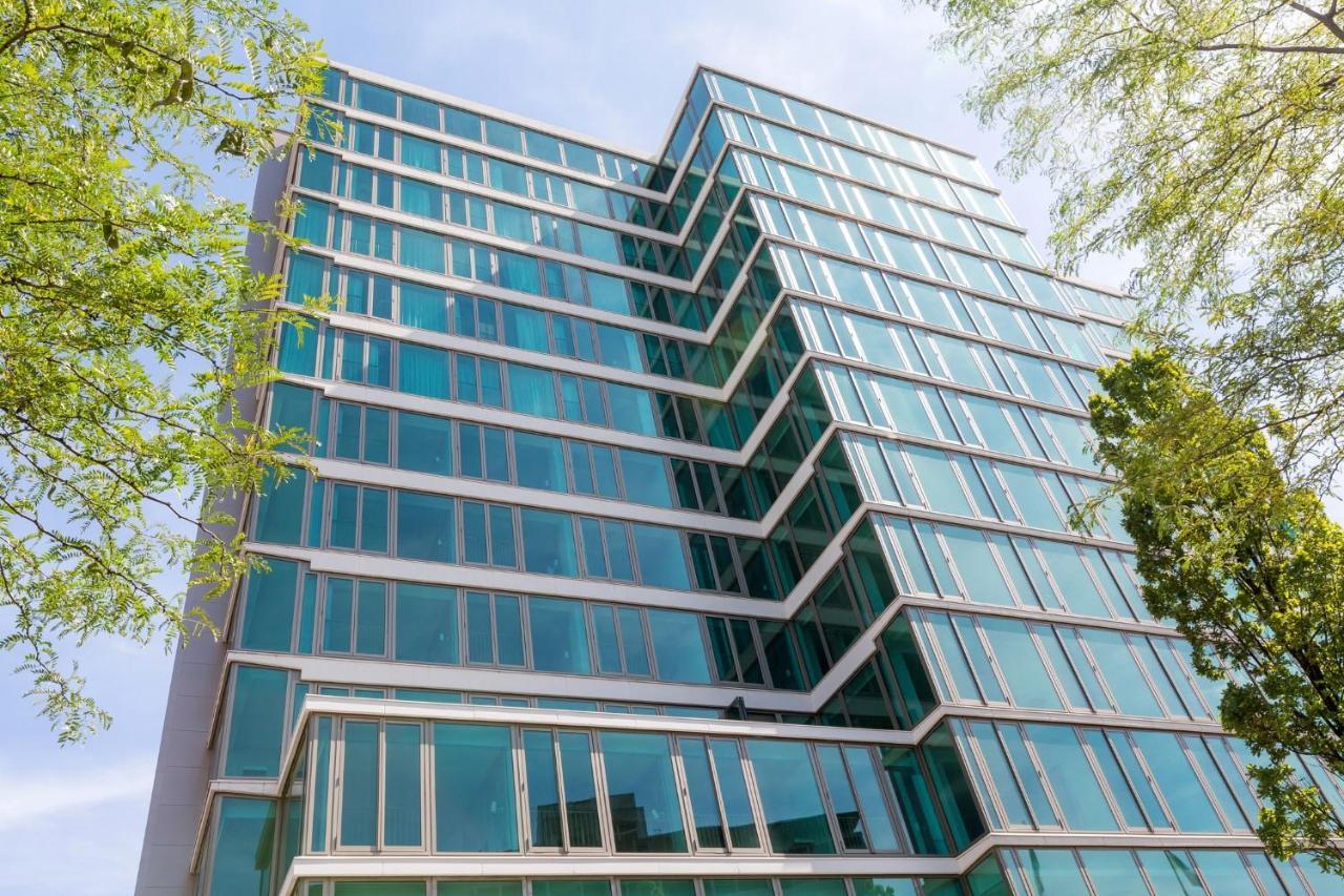 The Green Tower Eindhoven Exteriör bild